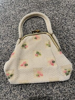 Vintage Lumured Cordé Beaded Purse Cream Floral Handbag